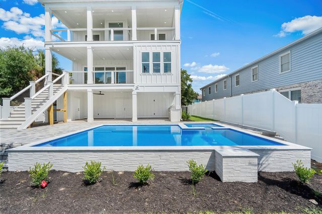 2503 Holly Dr., North Myrtle Beach, SC 29582