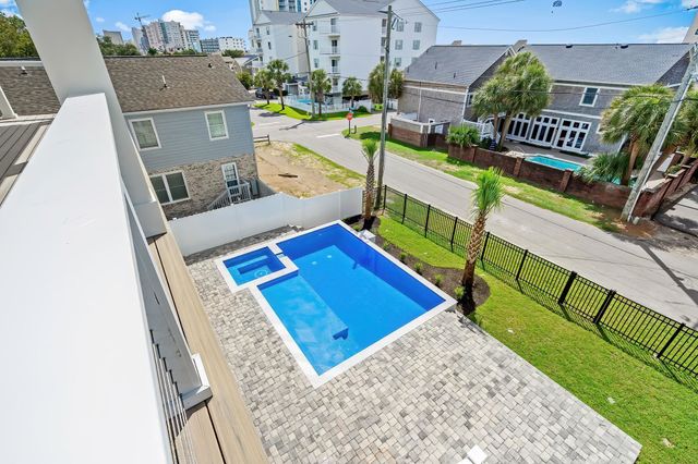 2503 Holly Dr., North Myrtle Beach, SC 29582