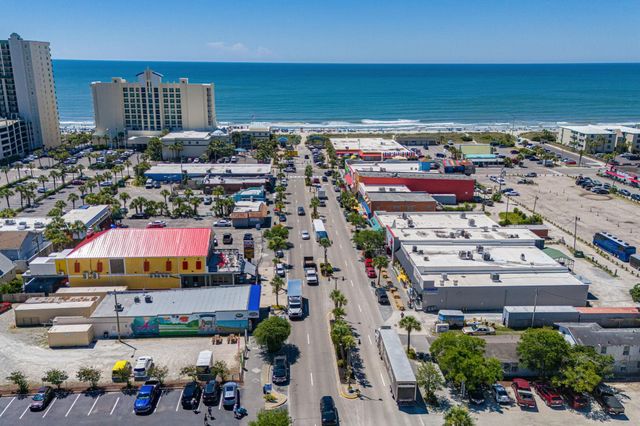 2503 Holly Dr., North Myrtle Beach, SC 29582