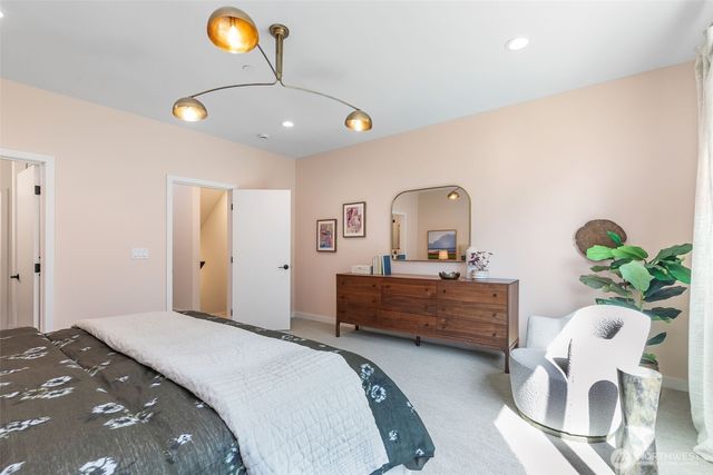 1145 129th Court NE, Bellevue, WA 98005
