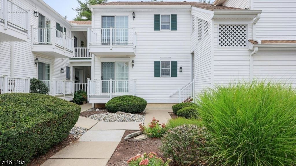 109 Alexandria Way, Bernards Twp., NJ 07920