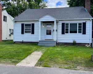 10 Keller Avenue, Enfield, CT 06082