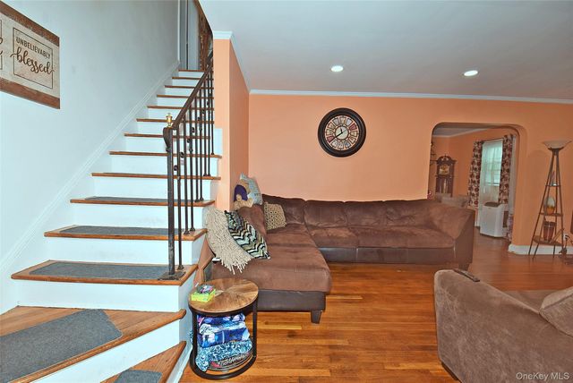 1020 Garden Place, Baldwin, NY 11510