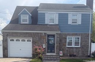 1020 Garden Place, Baldwin, NY 11510