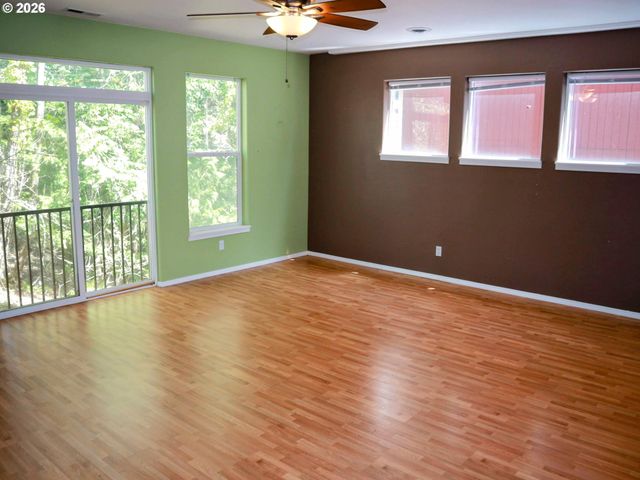 4801 Se PALADIN Ln, Hillsboro, OR 97123