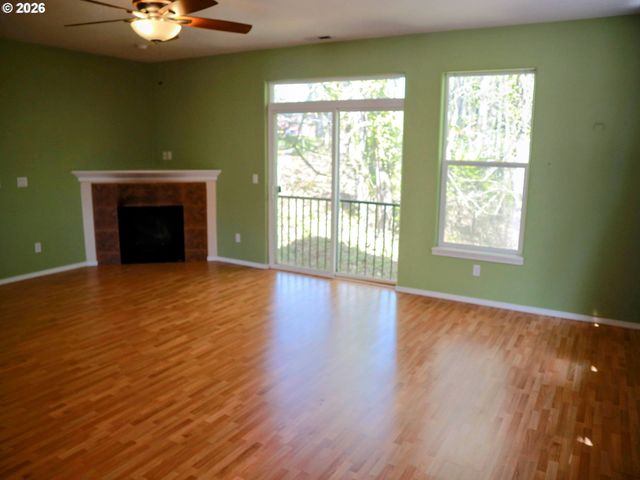 4801 Se PALADIN Ln, Hillsboro, OR 97123