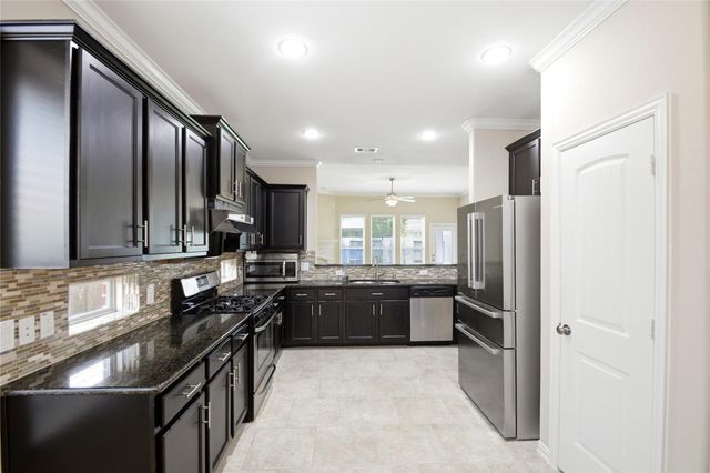 7031 Bristol Memorial Drive, Spring, TX 77379
