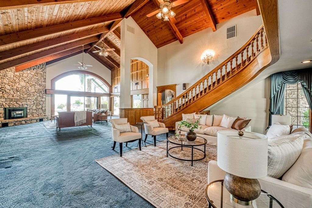 Image 14 of property listing at 424 N De Wolf Avenue, Fresno, CA 93737