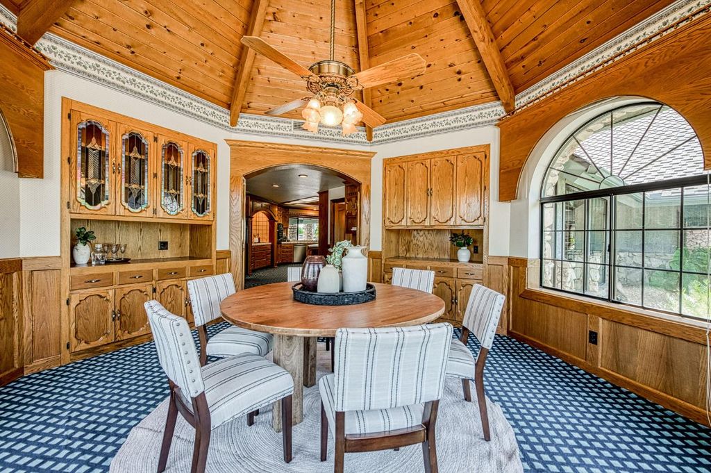 Image 18 of property listing at 424 N De Wolf Avenue, Fresno, CA 93737