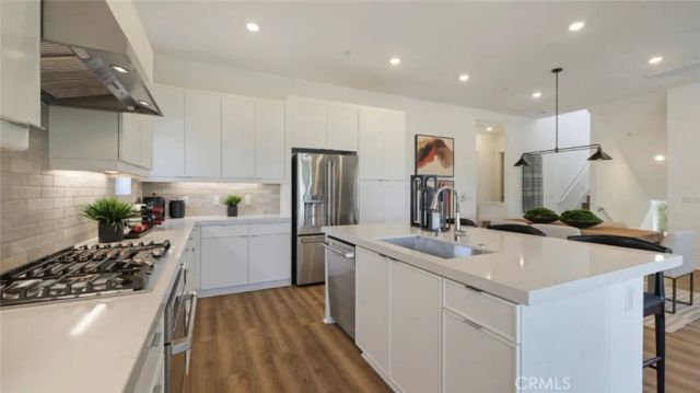 312 Junco, Irvine, CA 92618