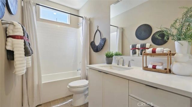 312 Junco, Irvine, CA 92618