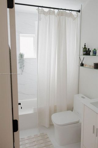 3205 SW 68th Ave, Miami, FL 33155