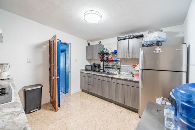 2427 CANNON STREET, Lakeland, FL 33815