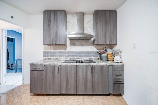 2427 CANNON STREET, Lakeland, FL 33815