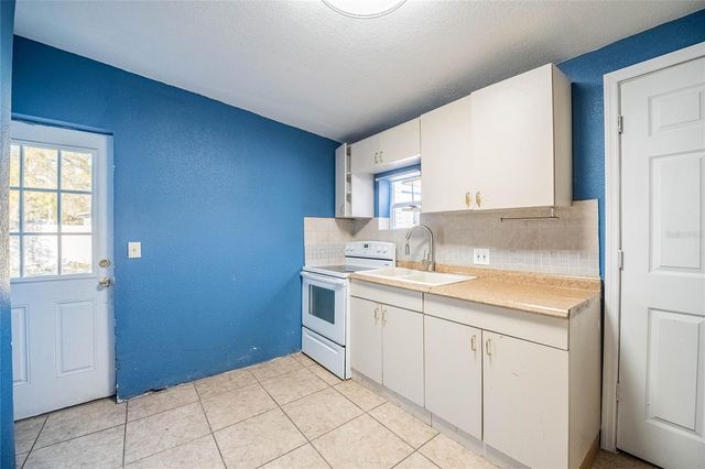 2427 CANNON STREET, Lakeland, FL 33815