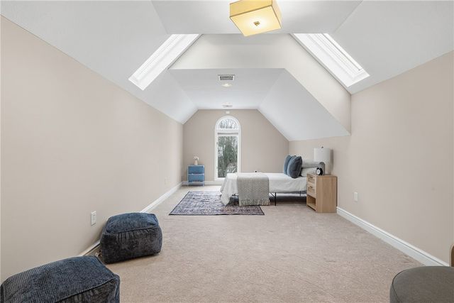 2167 S Villa Dr, Hampton, PA 15044