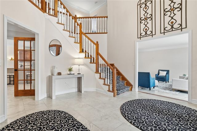 2167 S Villa Dr, Hampton, PA 15044