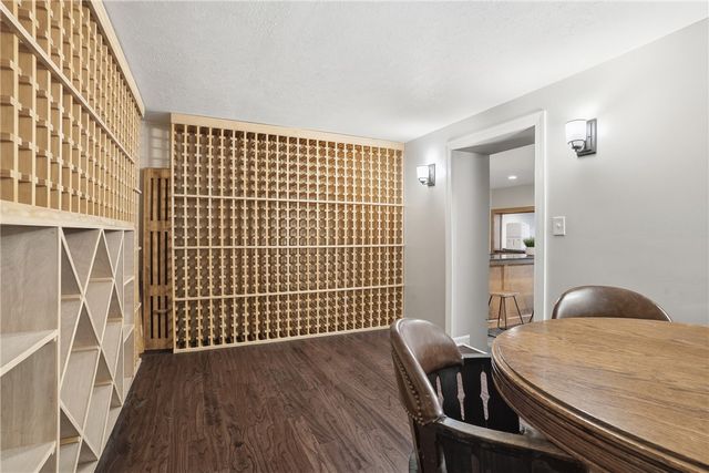 2167 S Villa Dr, Hampton, PA 15044