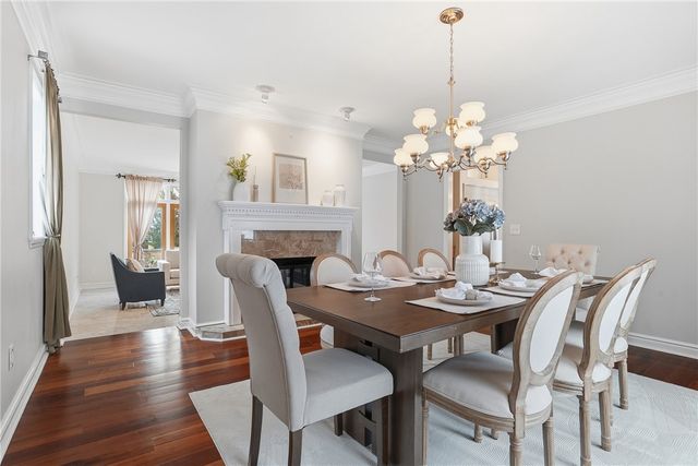 2167 S Villa Dr, Hampton, PA 15044