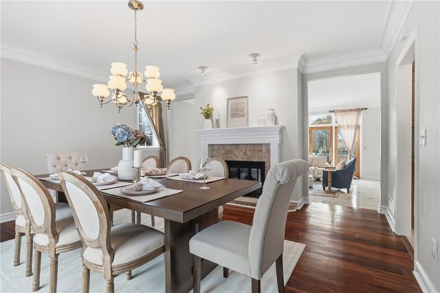 2167 S Villa Dr, Hampton, PA 15044