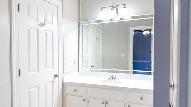 5630 Vicarage Walk, Alpharetta, GA 30005