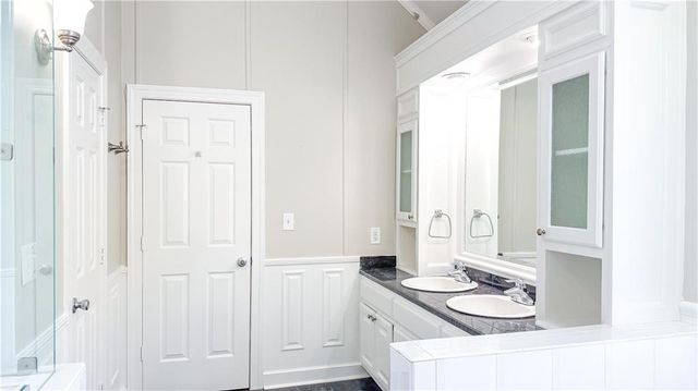 5630 Vicarage Walk, Alpharetta, GA 30005