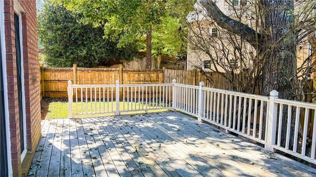 5630 Vicarage Walk, Alpharetta, GA 30005