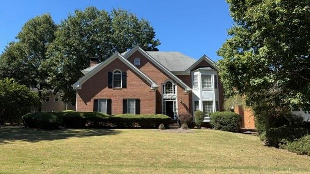 5630 Vicarage Walk, Alpharetta, GA 30005