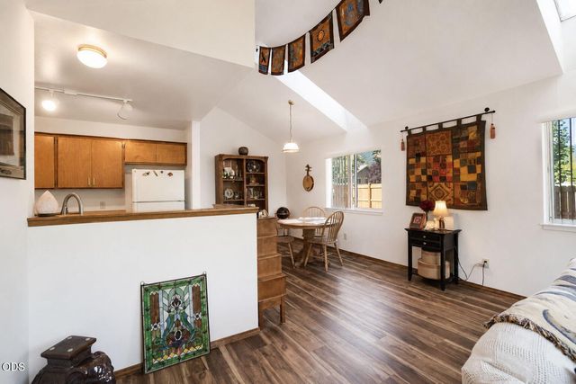 1302 Mill Pond Road, Ashland, OR 97520