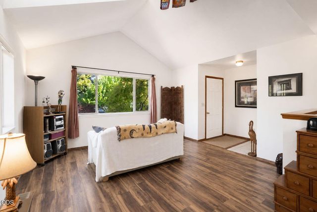 1302 Mill Pond Road, Ashland, OR 97520