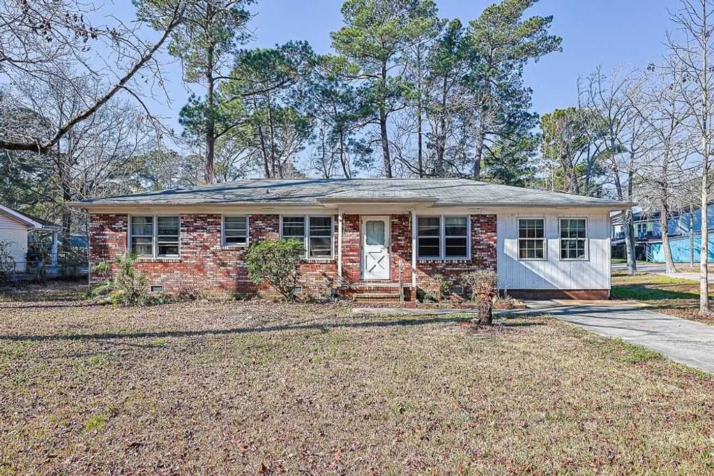 1129 9th Ave. S, Myrtle Beach, SC 29577