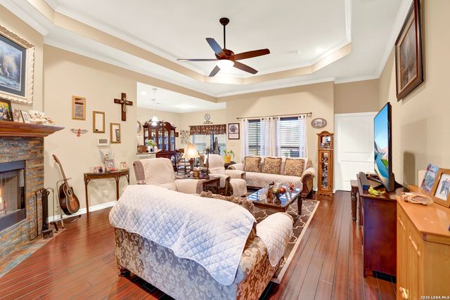 11669 Flores, Lacoste, TX 78039