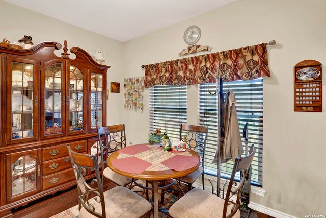 11669 Flores, Lacoste, TX 78039