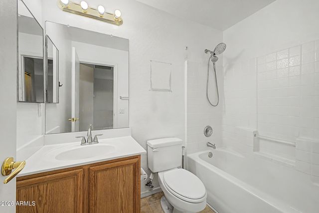 2920 E EBERLE Lane, Phoenix, AZ 85032