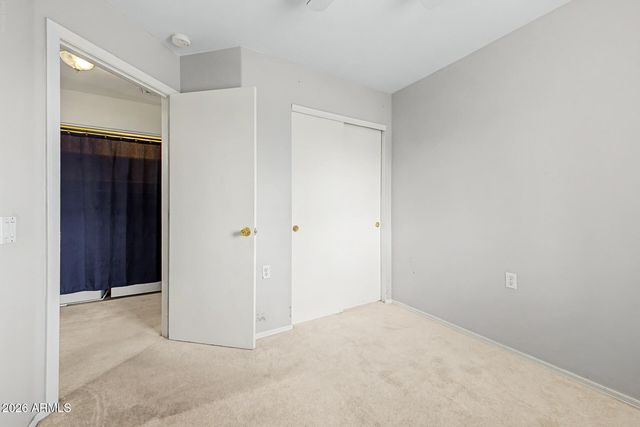 2920 E EBERLE Lane, Phoenix, AZ 85032