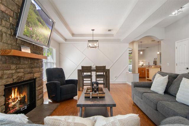 25249 IRONWEDGE DRIVE, Sorrento, FL 32776