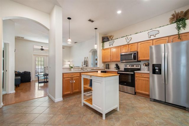 25249 IRONWEDGE DRIVE, Sorrento, FL 32776