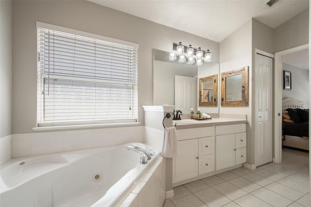 25249 IRONWEDGE DRIVE, Sorrento, FL 32776