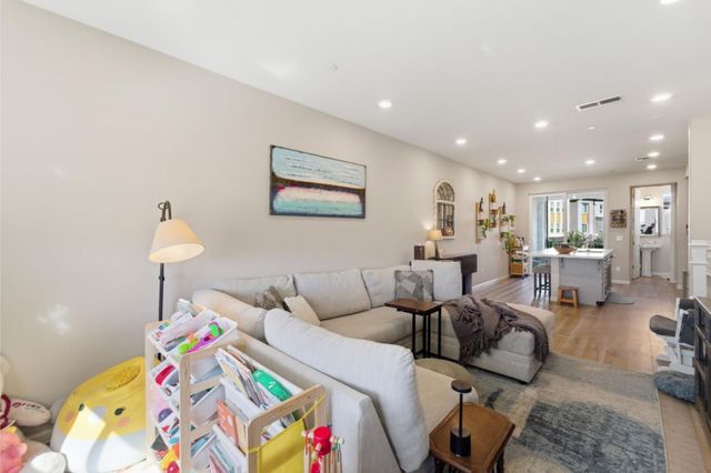 1206 California Circle, Milpitas, CA 95035