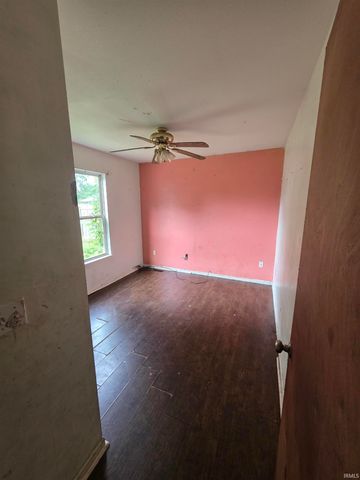 2241 W Washington Street, South Bend, IN 46628