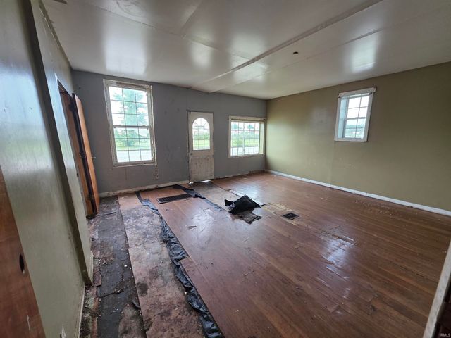 2241 W Washington Street, South Bend, IN 46628