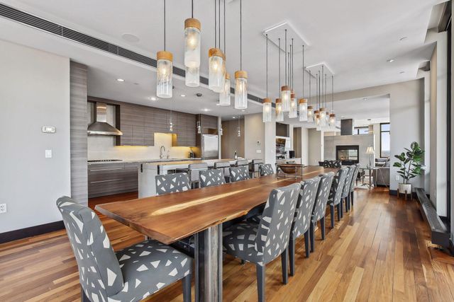 201 S 11th Street 2100, Minneapolis, MN 55403