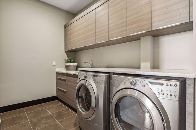 201 S 11th Street 2100, Minneapolis, MN 55403