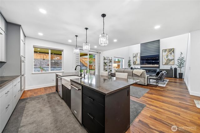 18024 133rd Street E, Bonney Lake, WA 98391