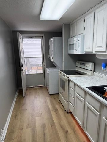 628 Moore Avenue, Sikeston, MO 63801