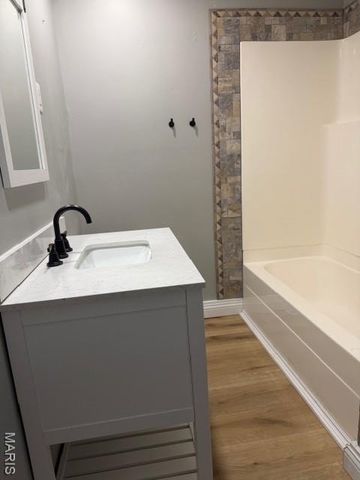 628 Moore Avenue, Sikeston, MO 63801