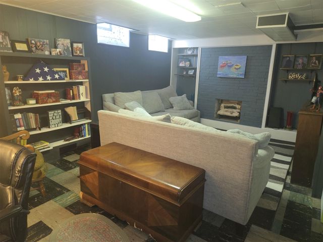 20001 Yacama Road, Detroit, MI 48203