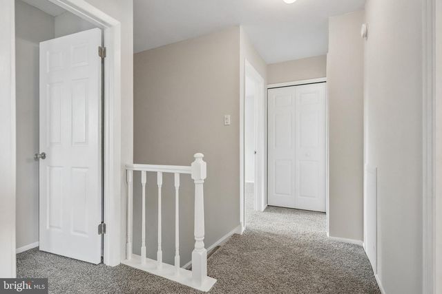 108 MAYFAIR LN, Mount Laurel, NJ 08054