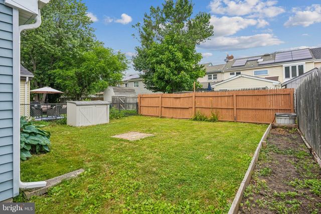 108 MAYFAIR LN, Mount Laurel, NJ 08054