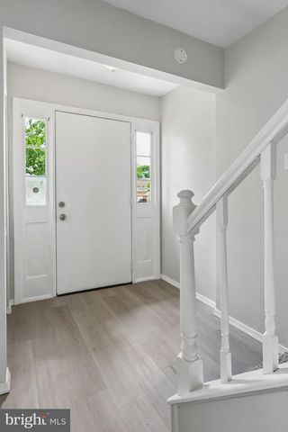 108 MAYFAIR LN, Mount Laurel, NJ 08054